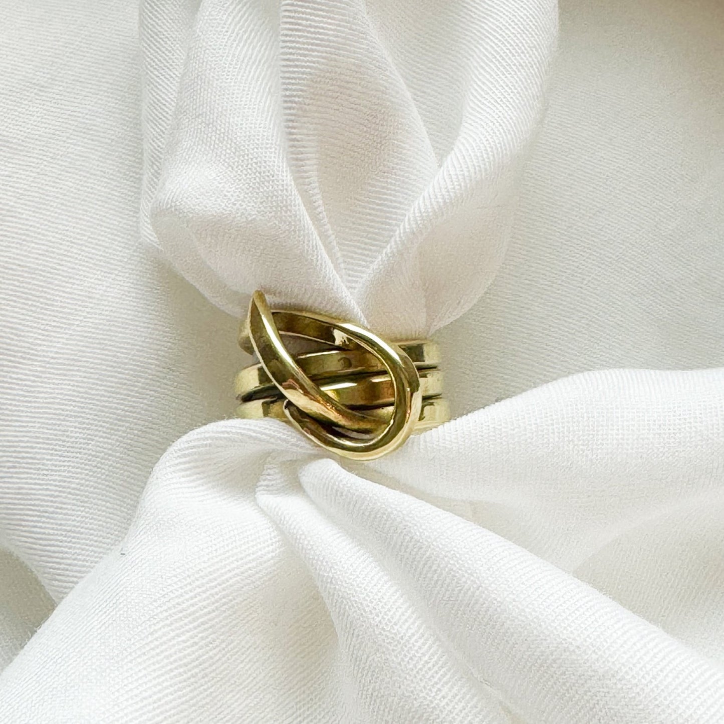 Infinity Loop Ring