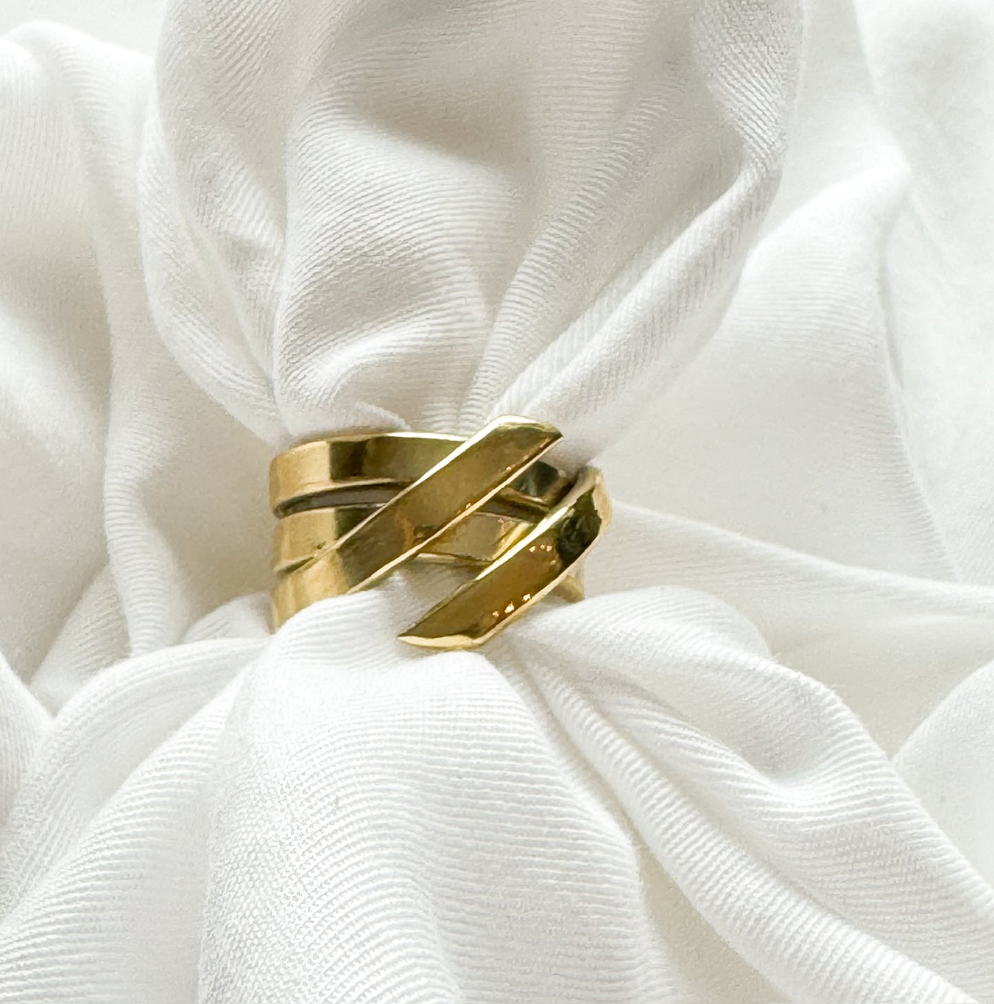 Harmonized Gold ring