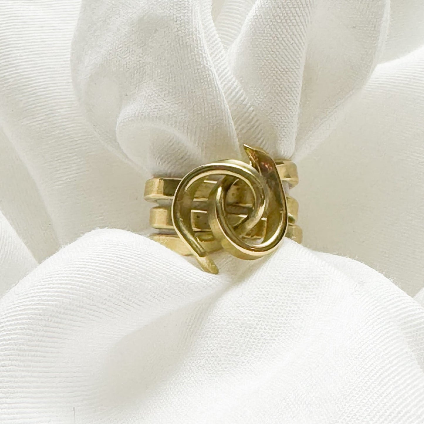 Opulent Aura Ring